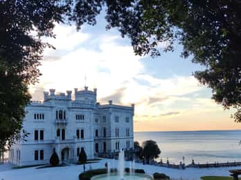Trieste: Miramare Castle & Museum Entry Ticket & Audio App
