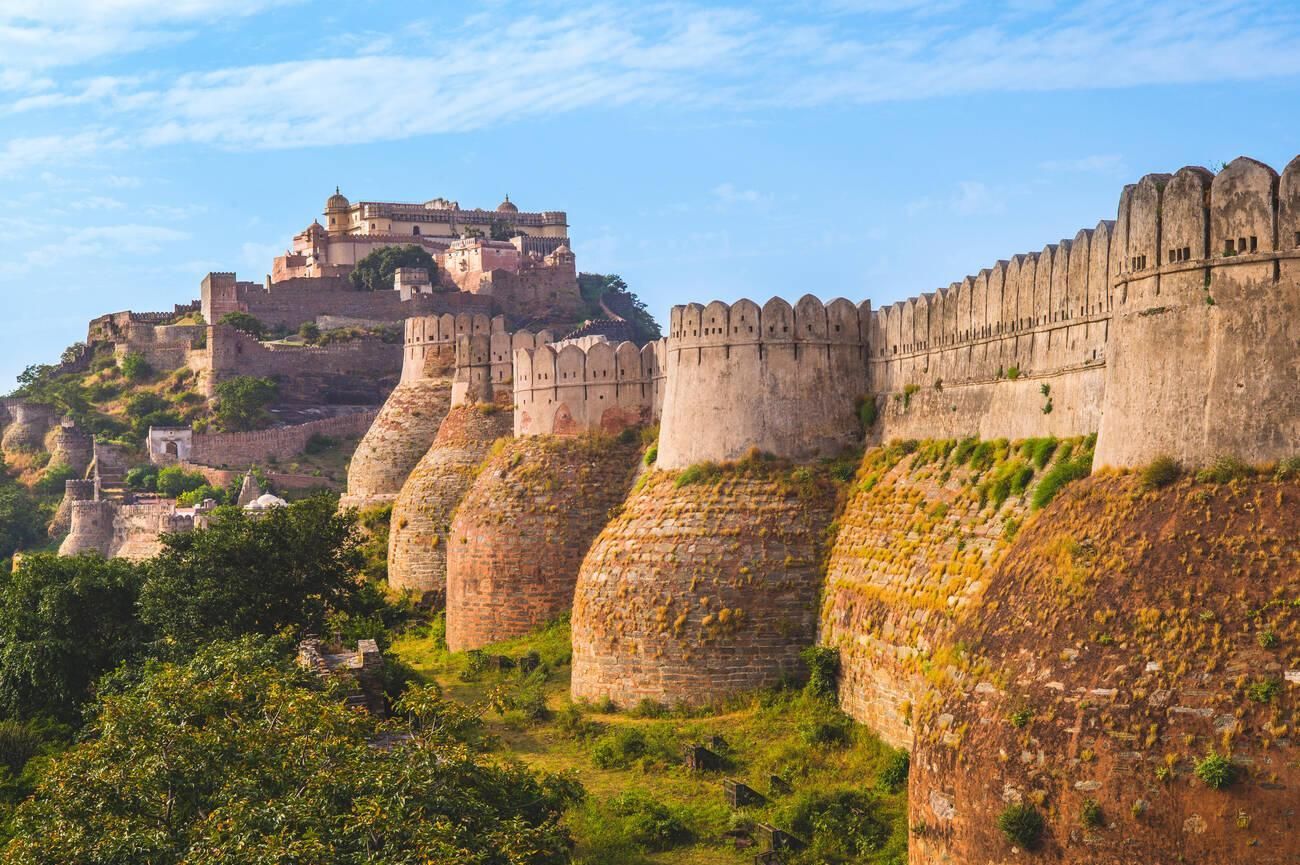 Von Udaipur aus: Tagesausflug nach Kumbhalgarh und zum Ranakpur-Tempel