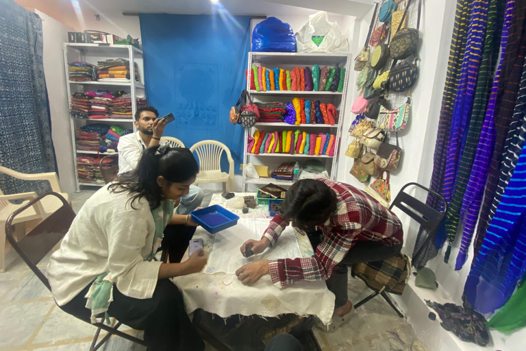 Luxury Tie-Dye & Block Print Workshop in Udaipur