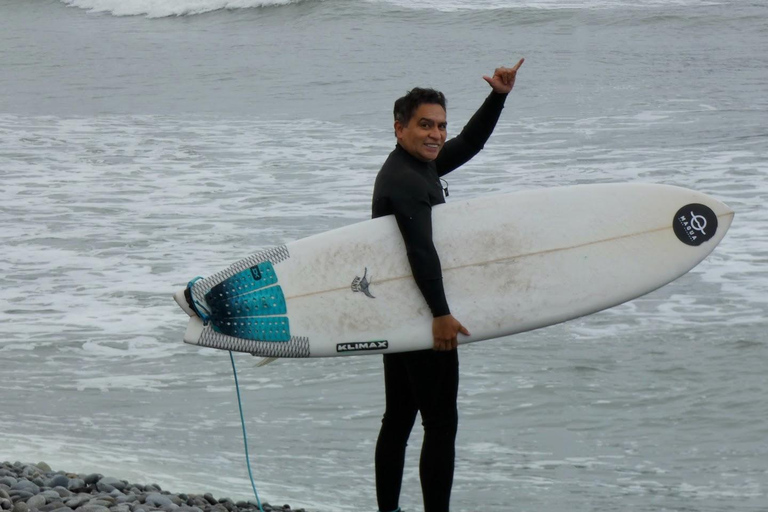 Lima: Surf Class with Equipment and Instructor