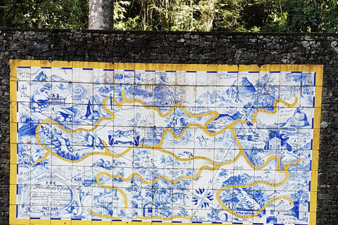 Tijuca Forest´s hike: caves, waterfalls and great views