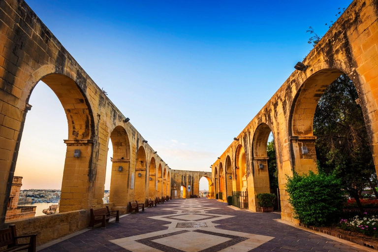 Valletta Private geführte Tour auf Englisch, Französisch oder ItalienischTreffpunkt: Castille Hotel