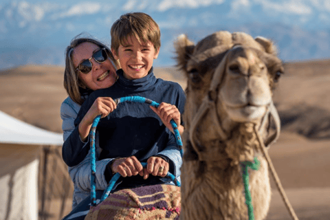 De Marrakech: passeio de camelo ao pôr do sol no deserto de Agafay