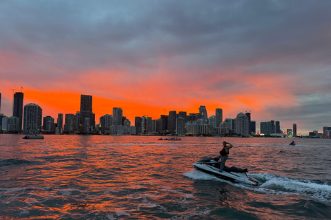 Miami: Biscayne Bay Jet Ski Experience with Free Boat Ride
