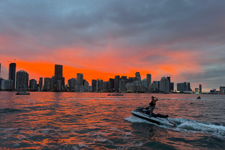 Miami: Biscayne Bay Jet Ski Experience with Free Boat Ride