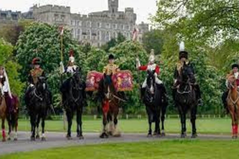 Londra: Escursione privata di Windsor, Eton e Stonehenge