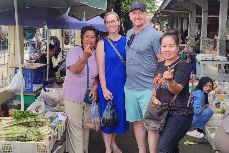 Yogyakarta: clase de cocina con visita al mercado y servicio de recogida del hotelClase de cocina con servicio de recogida del hotel