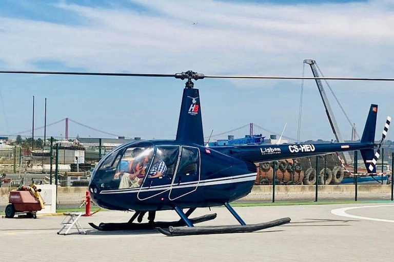 Lisbon: Helicopter Tour in Lisbon and Tagus River Cruise Helicopter Tour + Sunset Cruise