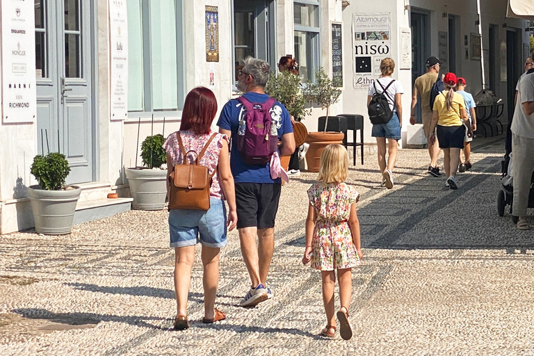 Isla de Spetses: excursión de día completo en autobús desde Atenas con bañoIsla de Spetses: excursión de un día en autobús desde Atenas con baño