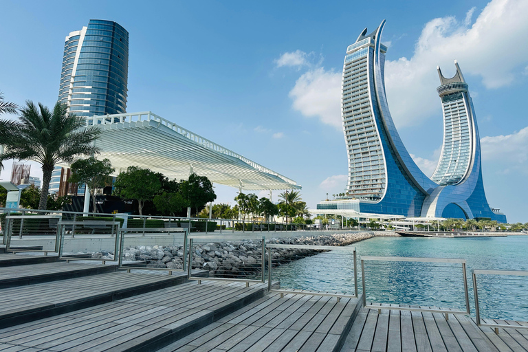 Visita de la ciudad de Doha y paseo en barco dhow para pasajeros de cruceroVisita de la ciudad de Doha y paseo en dhow para pasajeros de crucero