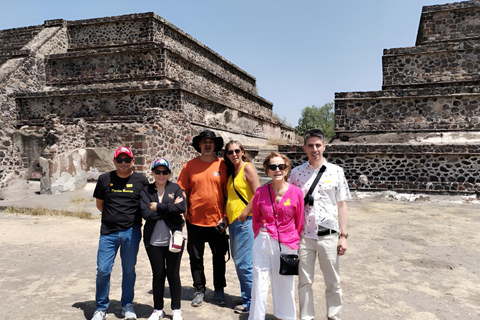 PRIVATE TOUR DURCH TEOTIHUACAN MIT BASILLICA + TRANSPORT