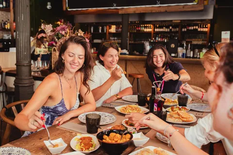 Barcelona - en liten grupp Tur i liten grupp för gotik, tapas och churros!