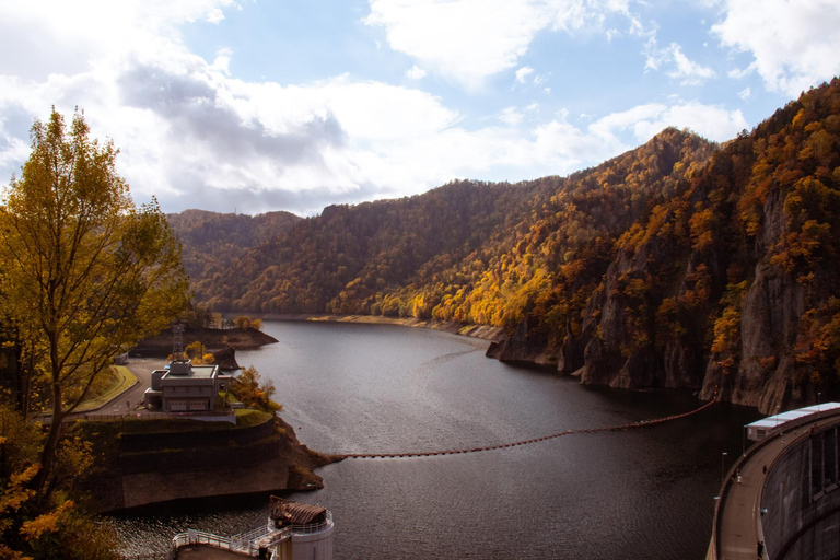 Sapporo in Autumn: Hoheikyo Dam and Hoheikyo Onsen Tour
