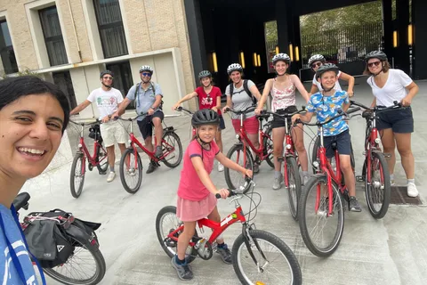 Tour Privado en Bicicleta por lo Más Destacado de Milán