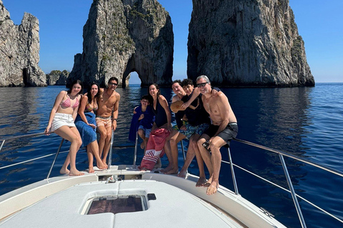 Sorrento: Private Boat Tour with Skipper and Open Bar