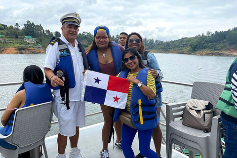 Guatapé: Boat Tour, Peñol Rock & Colorful Town with Meals
