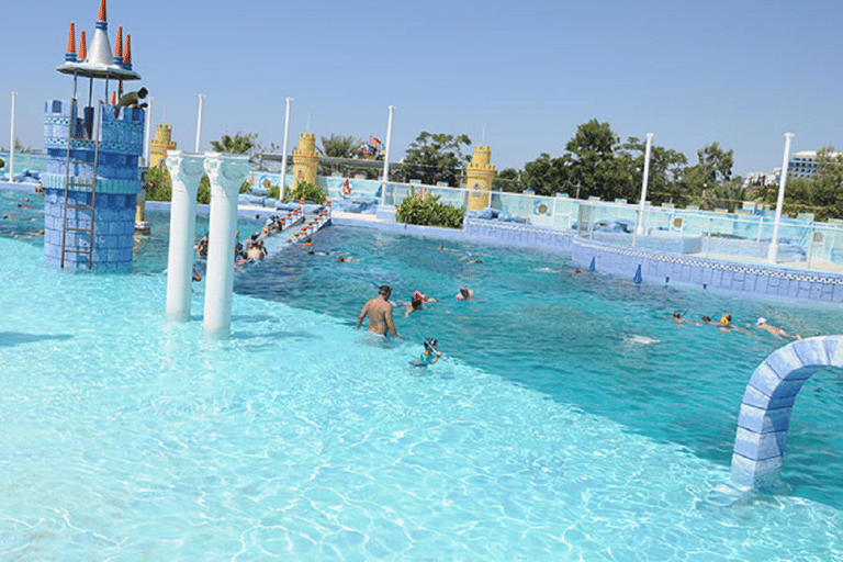 Alanya: Dolphin Aquapark of Superlatives with Transport Alanya: Dolphin Water Park of Superlatives with Transfer