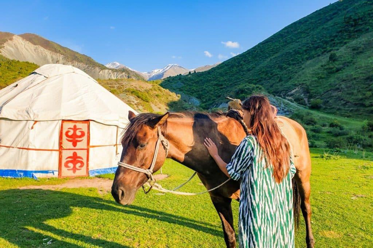 Issyk Kul Lake and Altyn Arashan in 4 days all inclusive privet