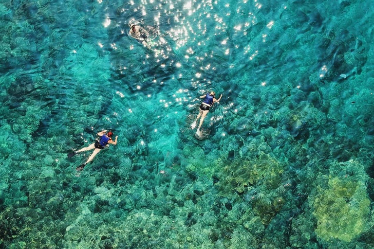 Plongée en apnée au Blue Lagoon et à Tanjung Jepun avec déjeunerCircuit avec point de rencontre