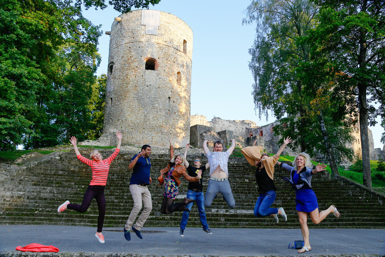 Sightseeing transfer from Tallinn to Riga