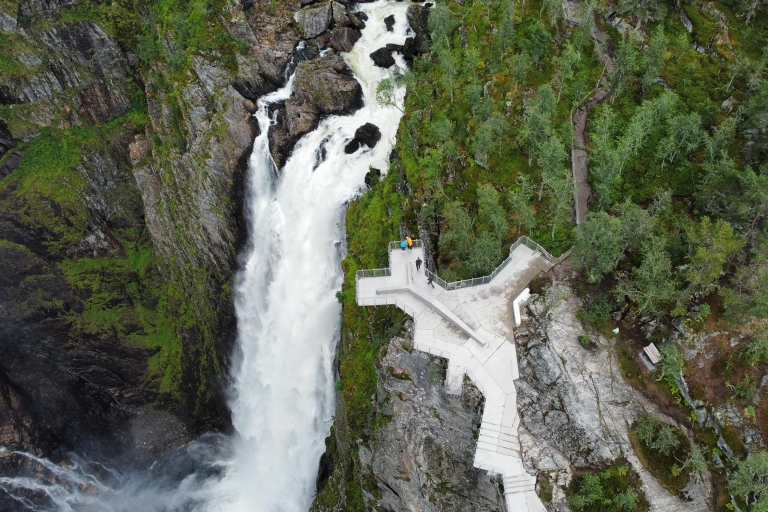 Von Eidfjord aus: Vøringfossen Wasserfall Naturtour mit FührungVon Eidfjord aus: Vøringfossen Wasserfall Naturtour mit Guide