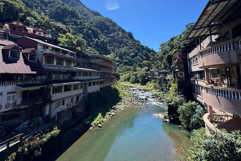 Taipei: 8 Hours Private Day Tour in Wulai with Benz Vito Wulai 8 hours day tour at 2026 Chinese New Year