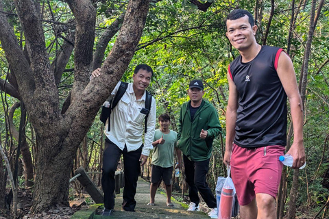 Siem Reap: Ukryte świątynie w dżungli i piknik – wycieczka w małej grupie