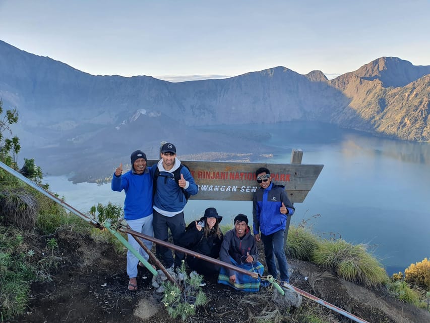 Rinjani : 2 jours jusqu'au bord du cratère depuis Senaru