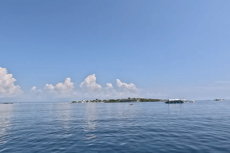 Cebu: Island Hop to Gilutungan, Caohagan, Nalusuan and Lunch