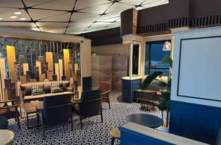 HKG Internationaler Flughafen Hongkong: Zugang zur Lounge