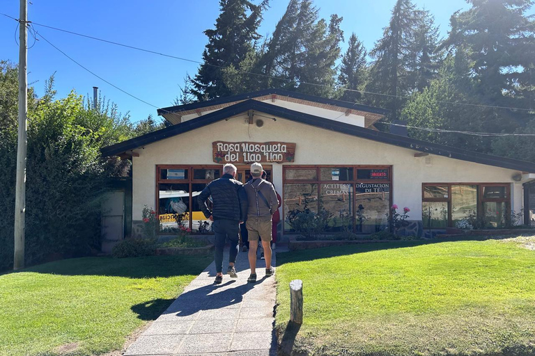 Bariloche: Circuito Chico with tour guide Circuito Chico with bilingual tour guide