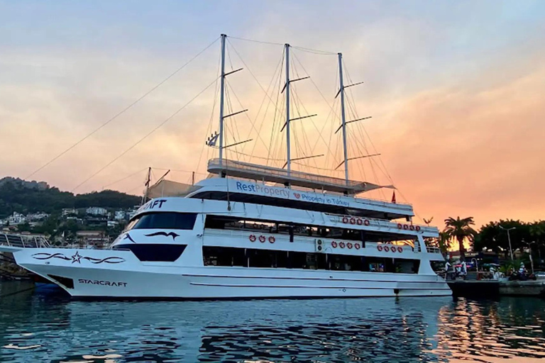 Alanya/Side: Starcraft-boottocht met onbeperkt bier en wijnStarcraft-boottocht met transfer en onbeperkt bier en wijn vanaf Side