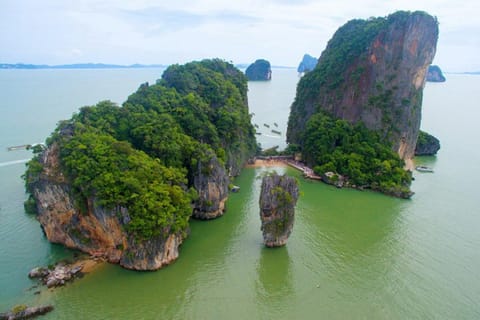 Phuket: Phang Nga Bay & Khai Island Tour with Lunch
