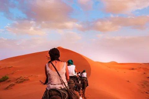 Fra Marrakech: 2 dages 1-dags udflugt til Fes via Merzouga