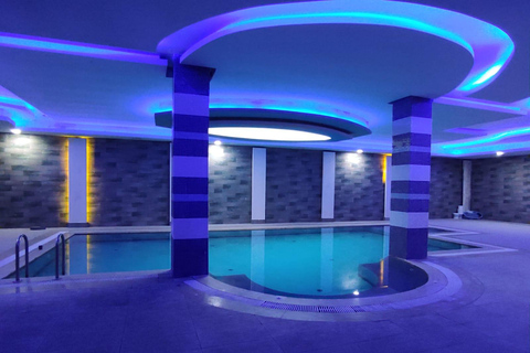 Alanya: Turkish Bath Experience with Massage and WinePremium