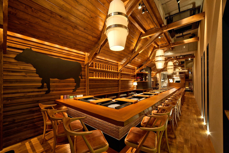 Premium Yakiniku at Yakiniku Manno Shinsaibashi Standard Mano Wagyu Lean Meat Assortment