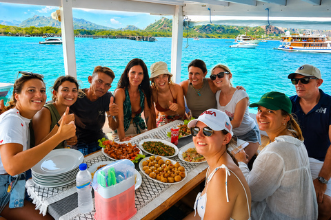 Labuan Bajo: 3-Day Komodo Sailing Ocean View Cabin All Fees Standard Boat | Sharing Room Ocean View | Tiket not Included