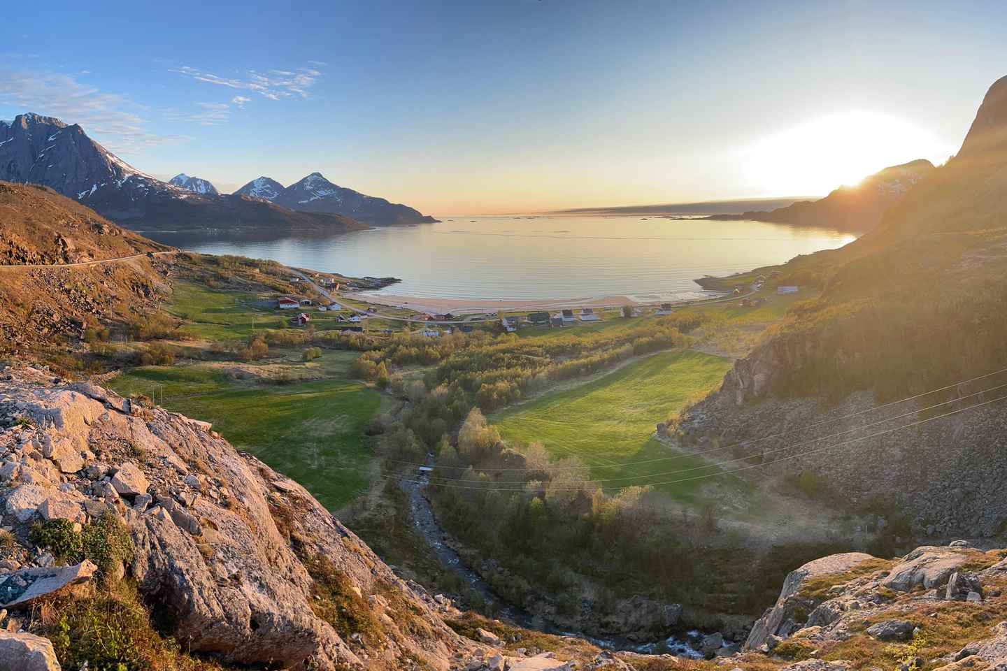 Troms: Guided Hiking Tour with Roundtrip Transfers