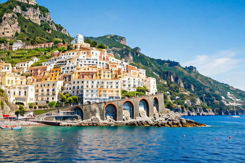 Amalfi Coast: Boat Rental Amalfi Coast: rent a boat without a licence & explore!