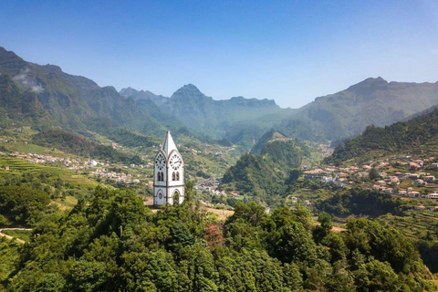 Madera: wycieczka jeepem z tyrolką, huśtawką i wulkanicznymi basenamiMadera: wycieczka jeepem z tyrolką, huśtawką i basenami wulkanicznymi