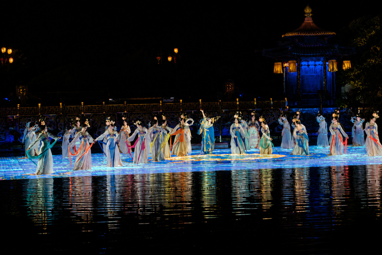 Xi'an: Huaqing Palace Ticket, Show & Guided Tour Options Full: Palace + Show Central Zone + Guide & Transfer