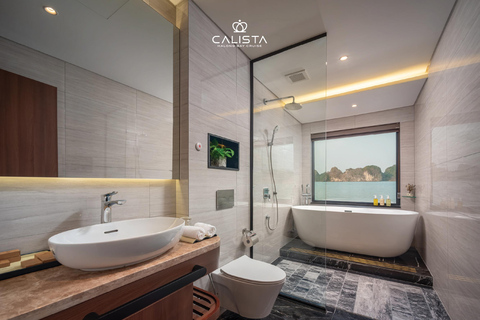 Ha Long 6★ Kreuzfahrt: 2-tägige Tour zur Titop-Insel und zur Sung Sot-Höhle