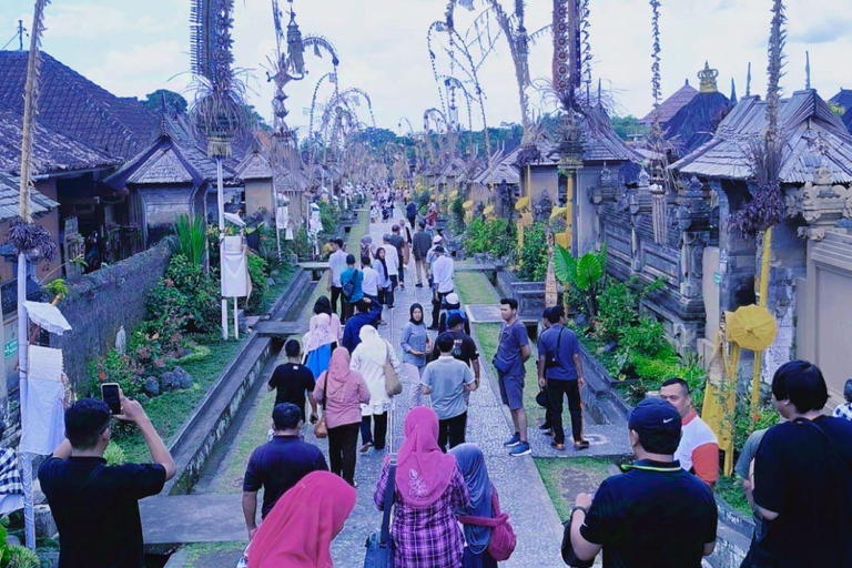 Unveiling Experience Ubud, Penglipuran Village and Waterfall Unveiling Experience Ubud for Small Group