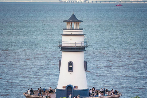 من قوانغتشو: جولة في ساحة تشوهاي وإطلالة على البحر والأفقدليل للغات أخرى