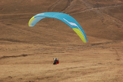 Georgia: Paragliding tandem flight in Gudauri with video Georgia: Paragliding flight in the mountains and video of it