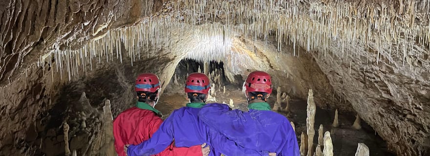 Salavas: Spéléologie - Grotte de Cordier