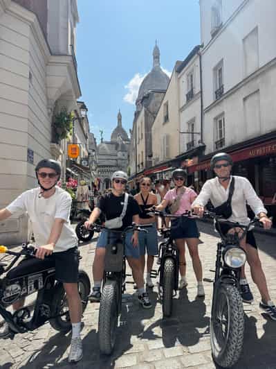 Polosoukromá prohlídka legendární čtvrti Montmartre na elektrickém kole