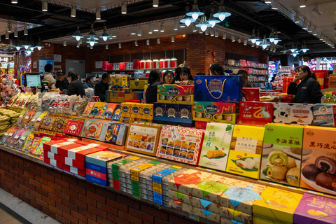 Shanghai: Yuyuan, City God Temple Old City Tour-Tickets Incl