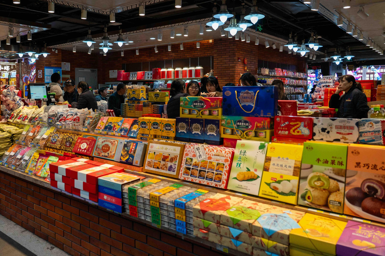 Shanghai: Yuyuan, City God Temple Old City Tour-Tickets Incl