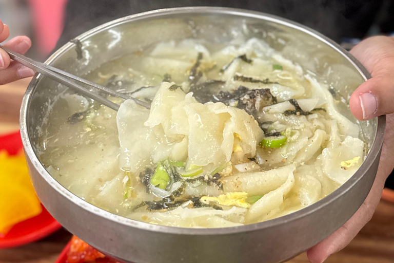 Busan: Kimchi Kitchens Food Tour with 10+ Tastings